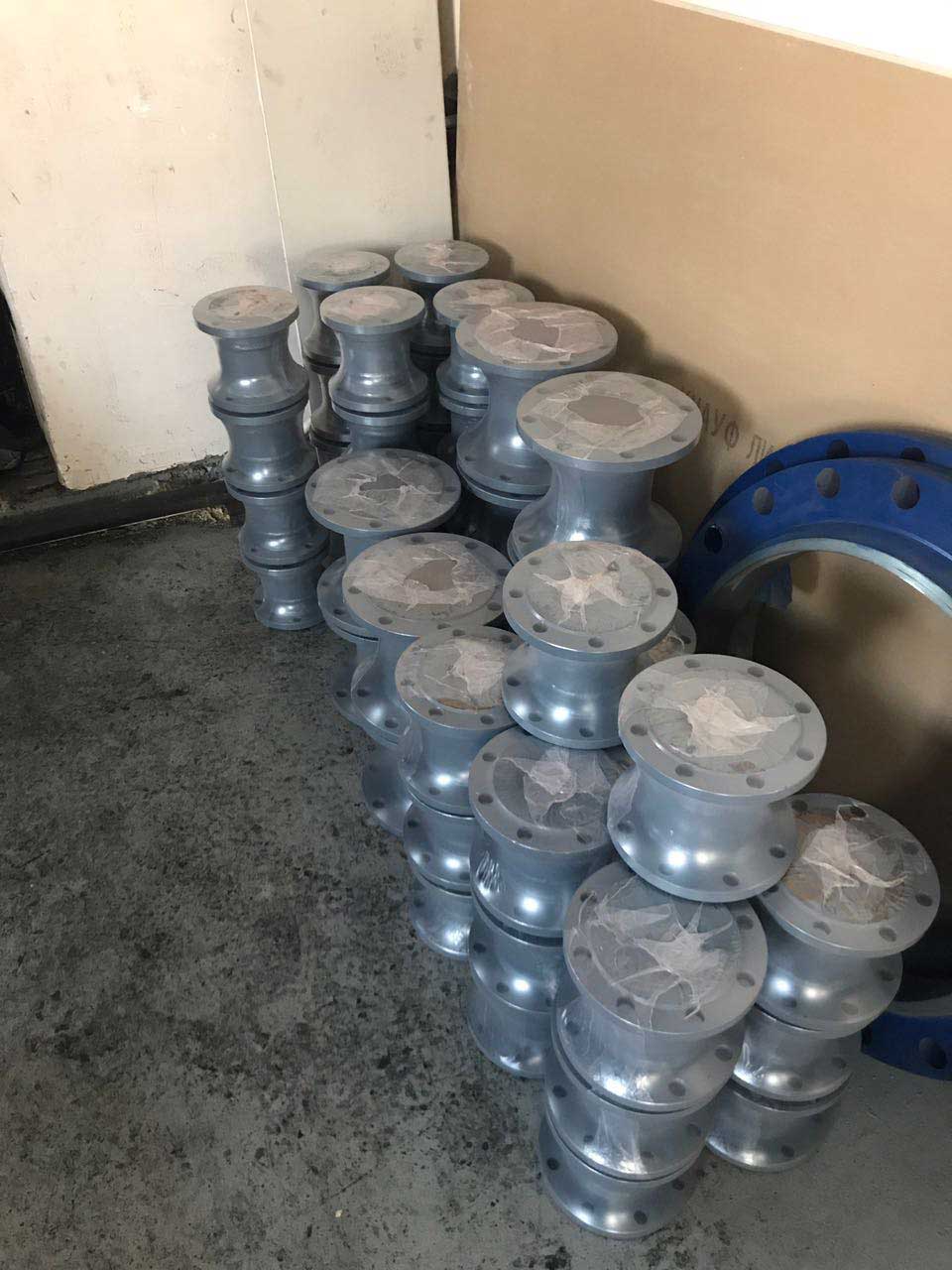 Заказ на обратные клапаны 19с76нж производства компании ООО "НПО "Спецнефтемаш"